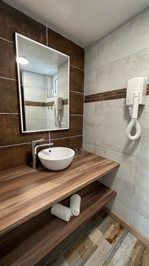 Logis Hotel Restaurant Bellevue Saint-Martin-d'Ardeche Ngoại thất bức ảnh