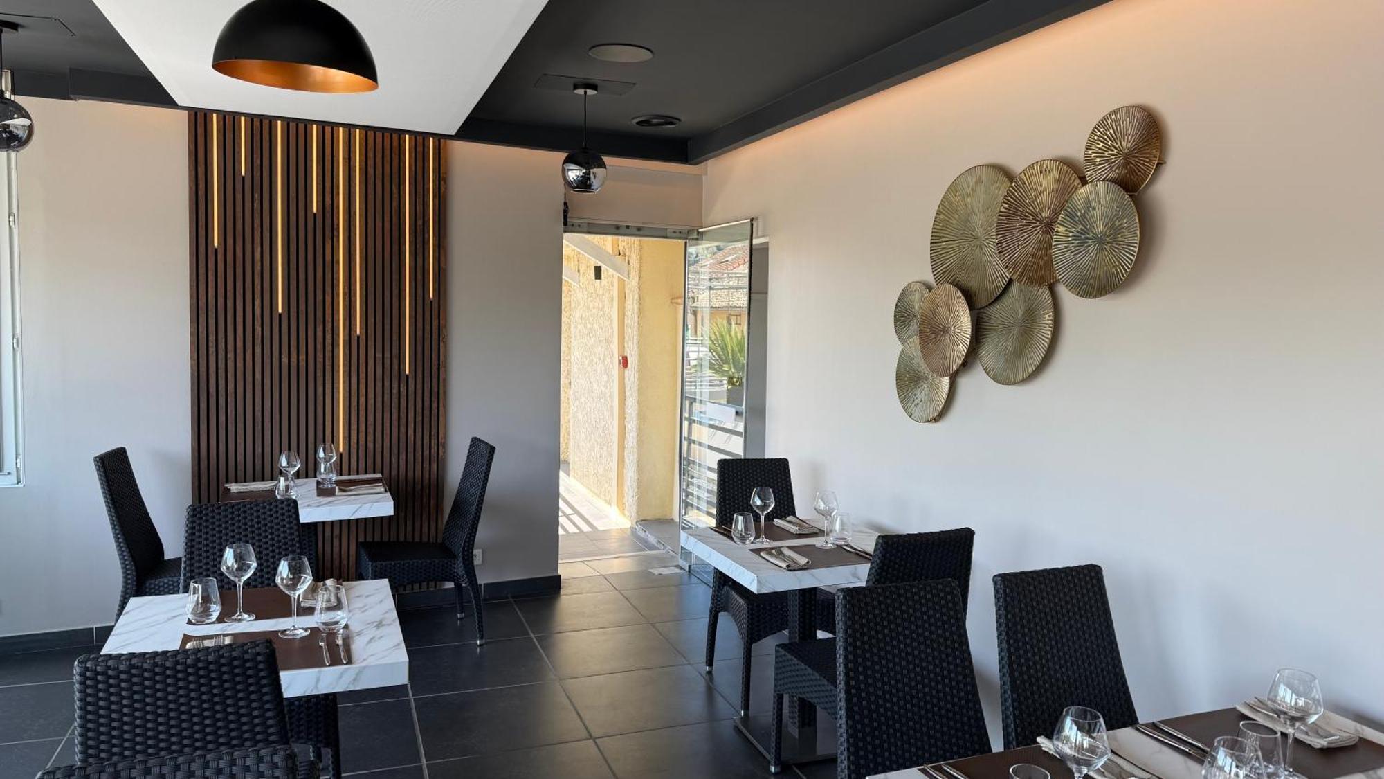 Logis Hotel Restaurant Bellevue Saint-Martin-d'Ardeche Ngoại thất bức ảnh